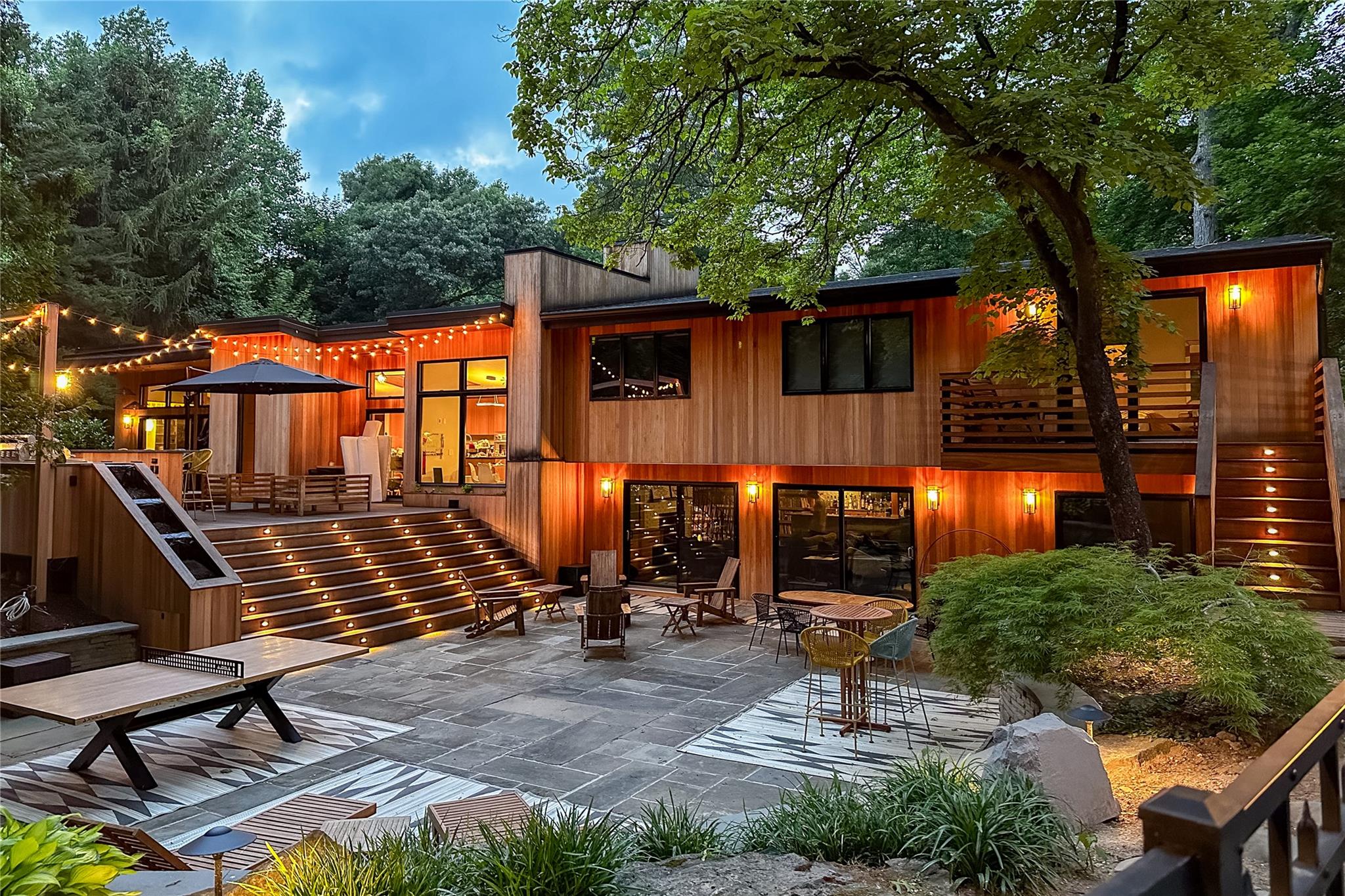 14 Tall Tree Court Property Photo 1