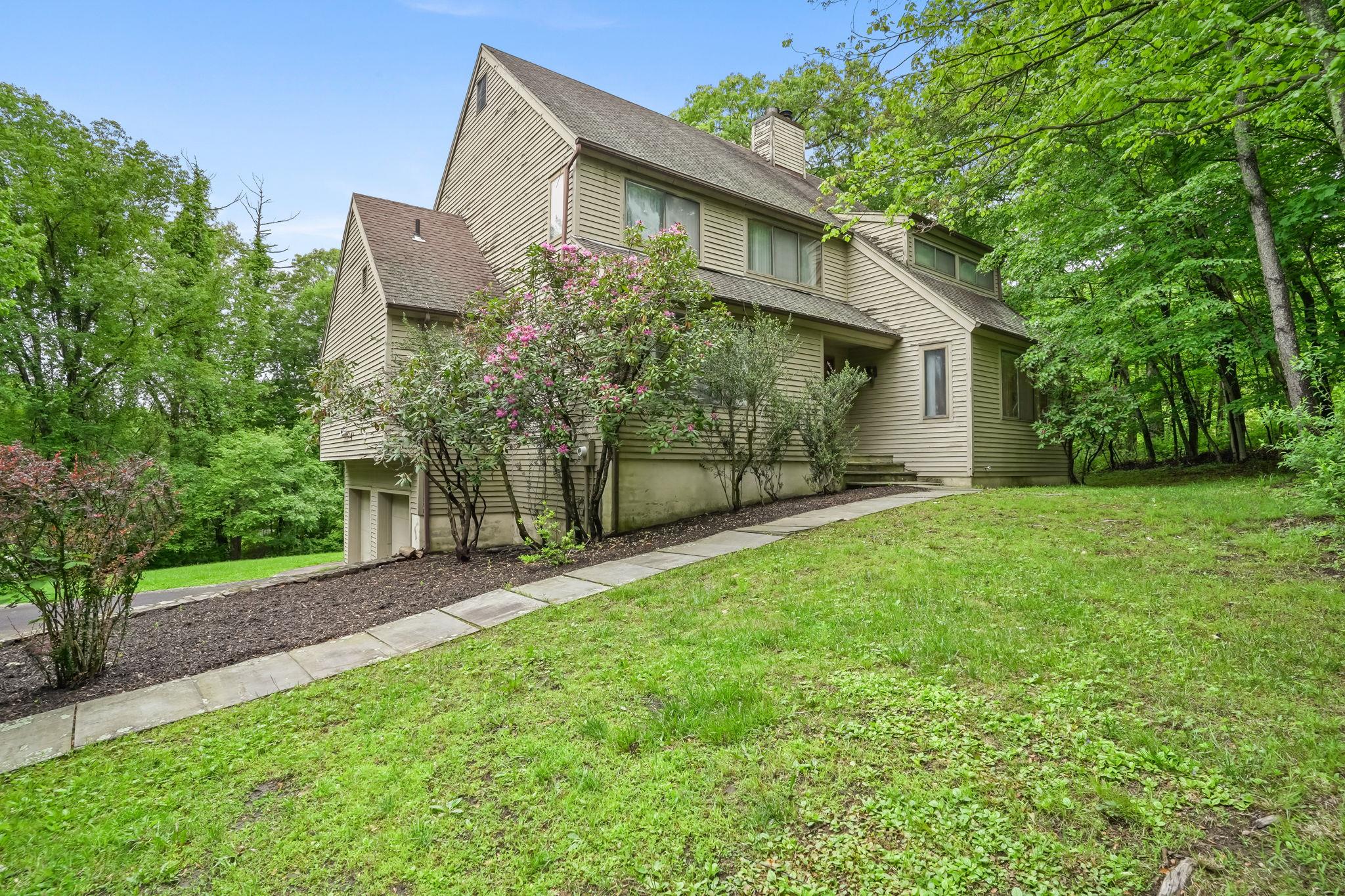 48 Sabbath Day Hill Rd Property Photo 1
