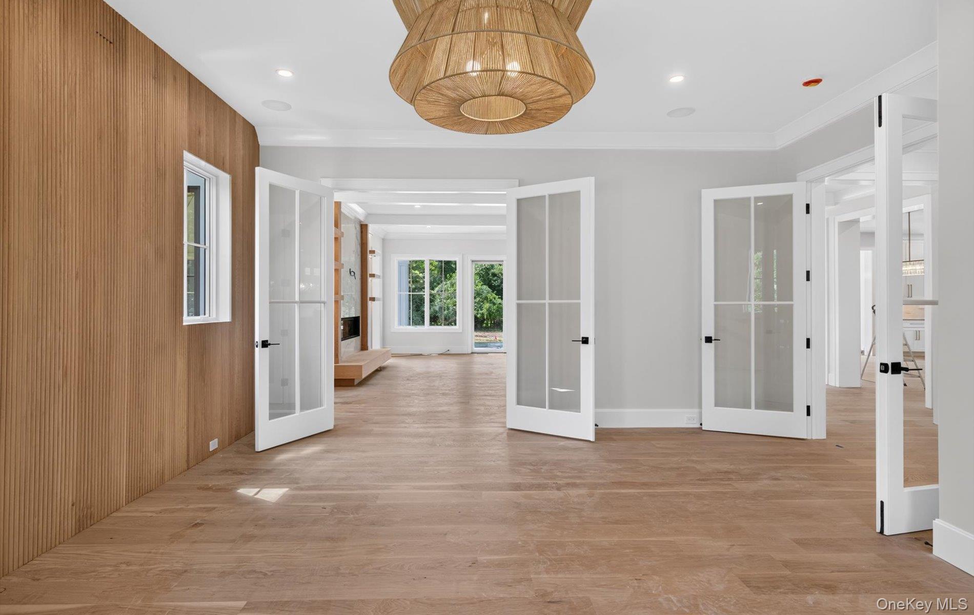2 E Gate Road Property Photo 9