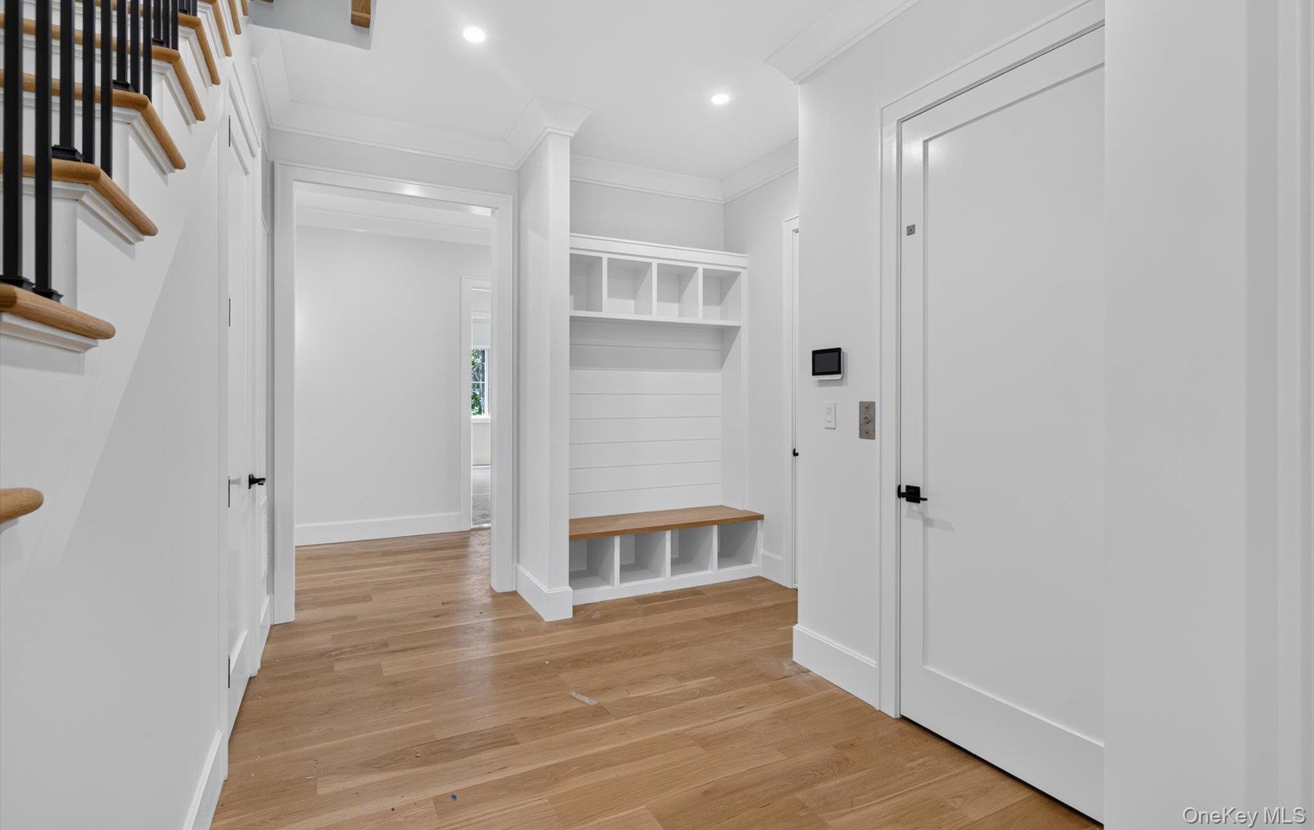 2 E Gate Road Property Photo 31