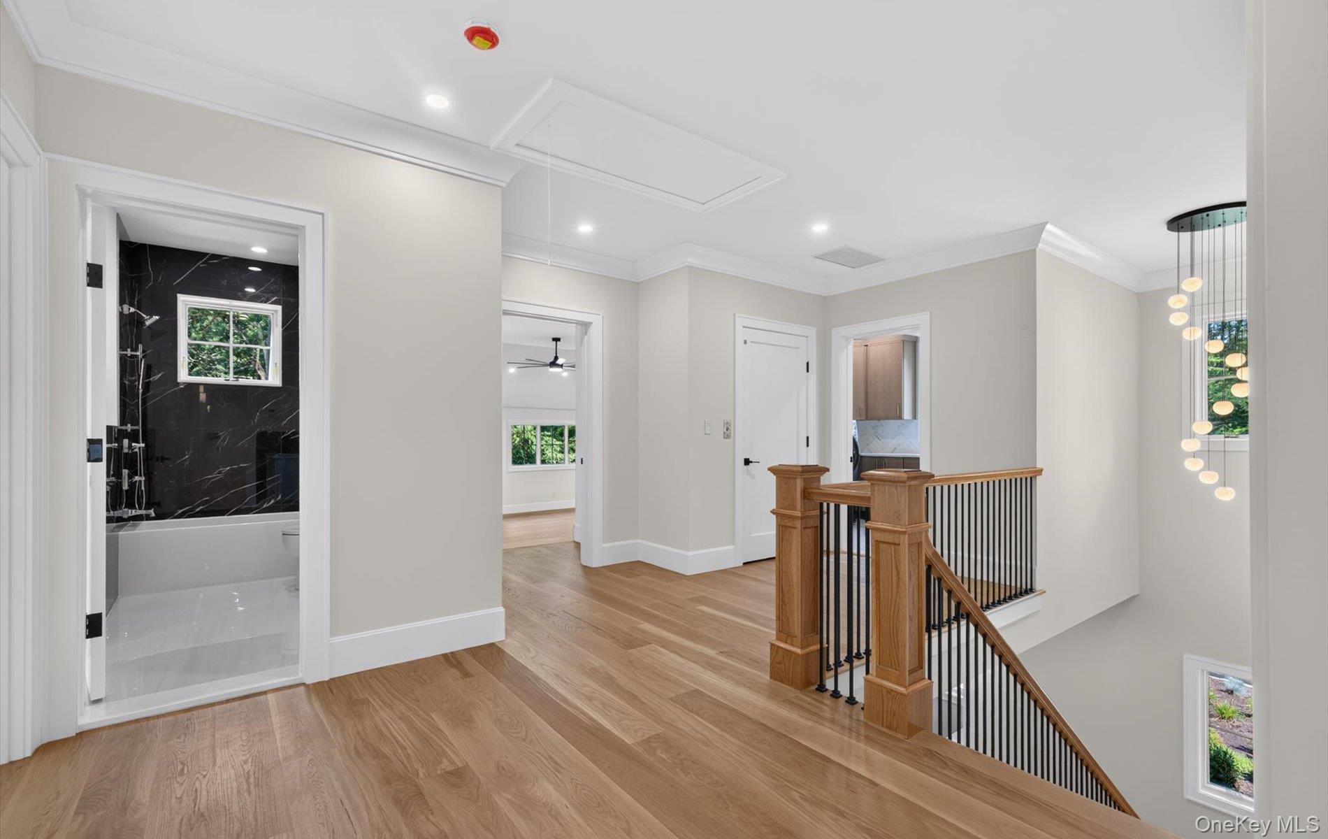 2 E Gate Road Property Photo 33