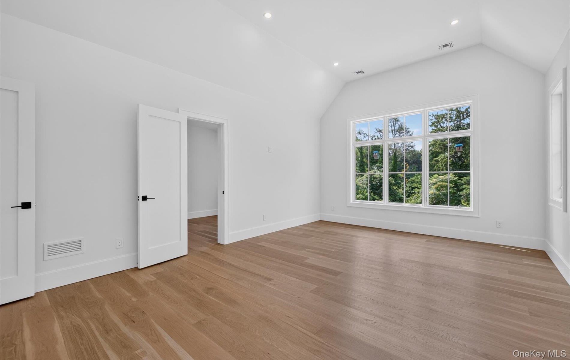 2 E Gate Road Property Photo 39