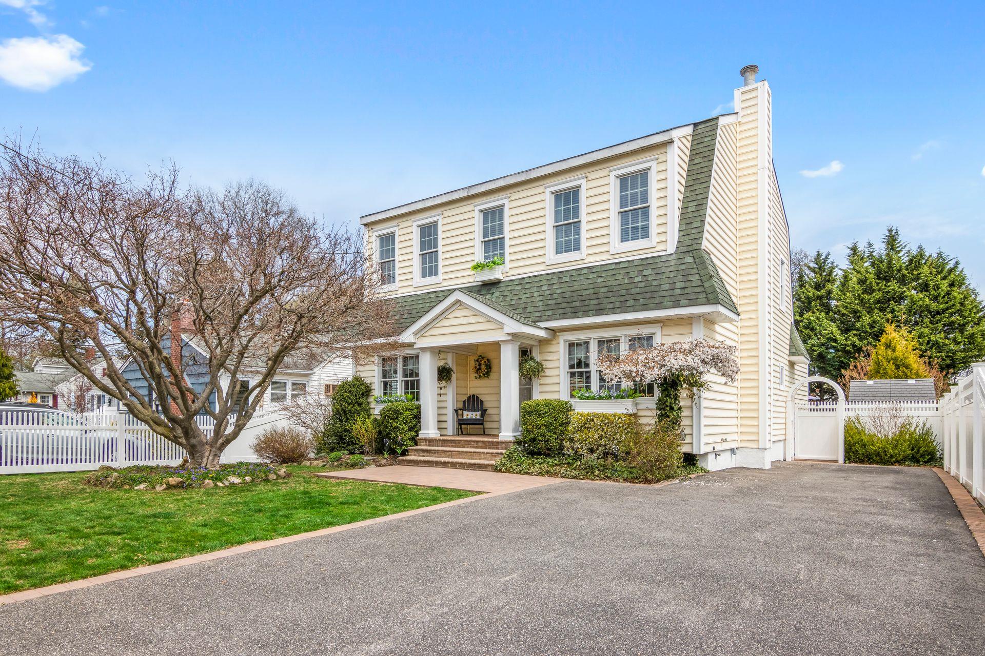 414 4th St Property Photo