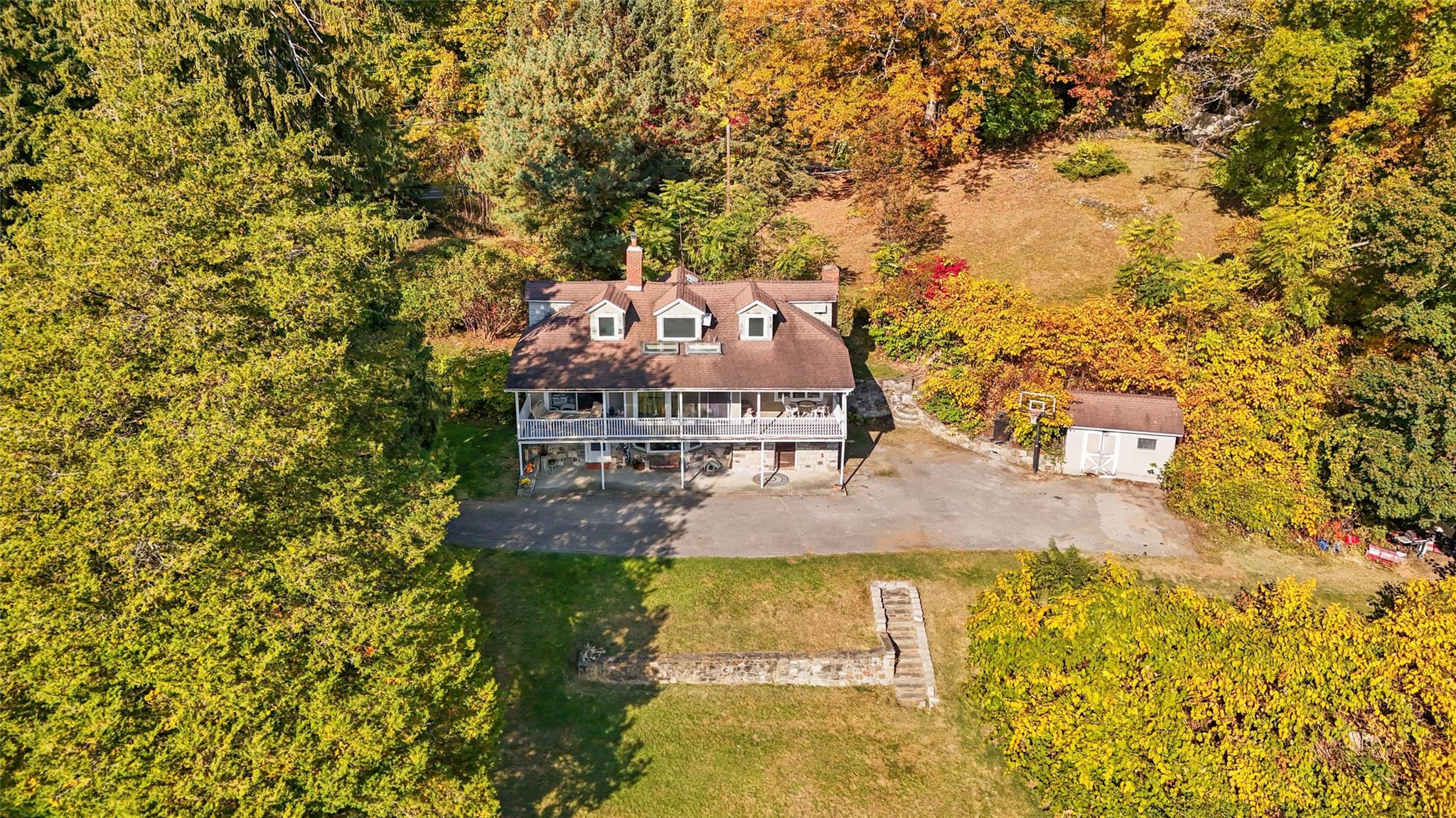 602 River Rd Property Photo