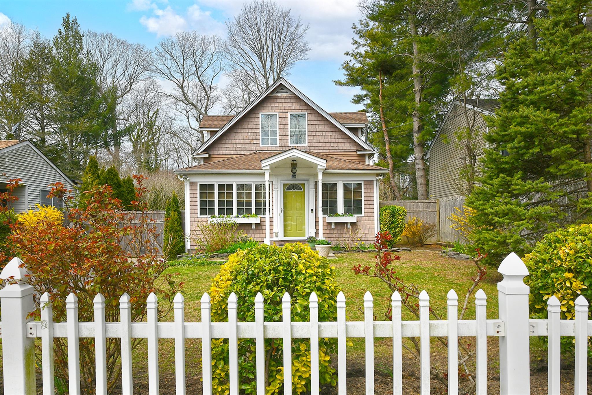 39 Nichols Road Property Photo