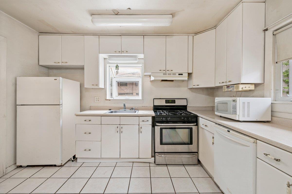1114 Banner Avenue Property Photo 5