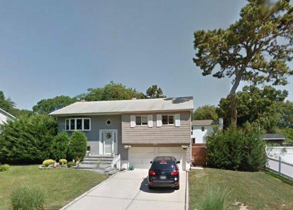 407 Elmwood St Property Photo