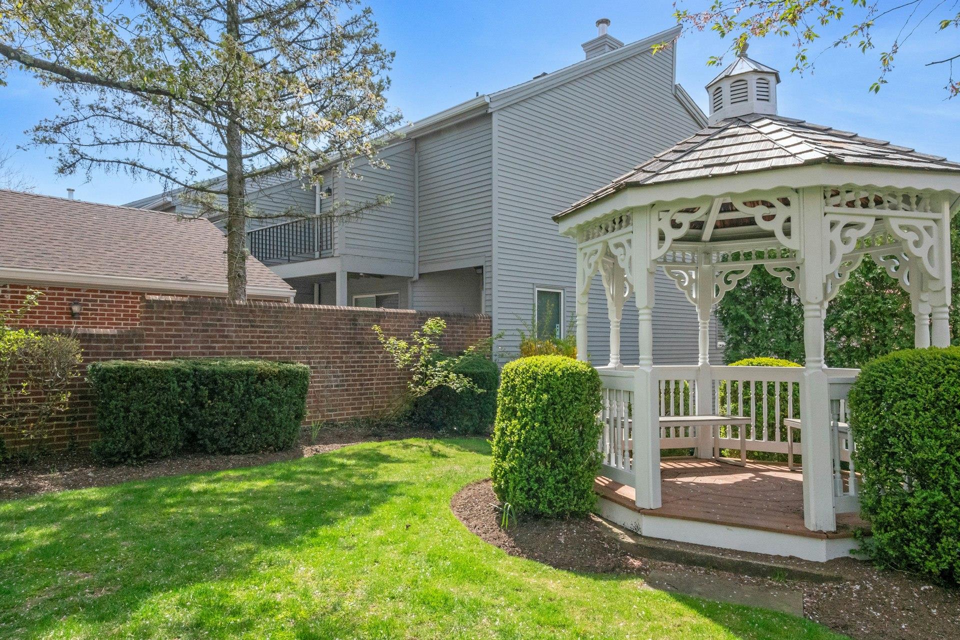 60 Waterside Close Property Photo