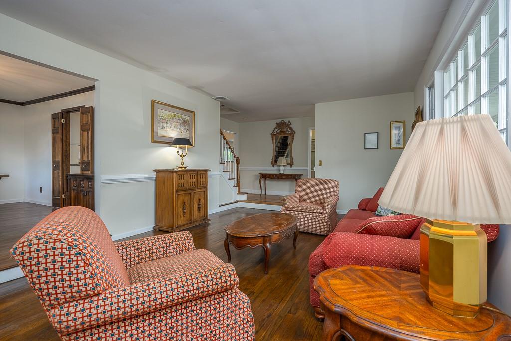 26 Strathmore Drive Property Photo 6