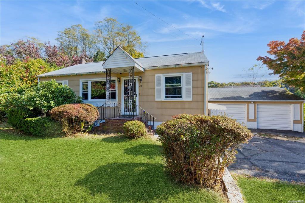 65 Tyler Ave Property Photo