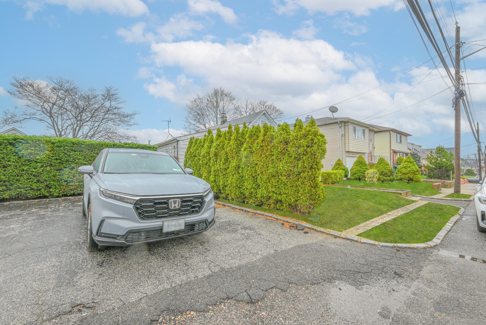 267 Roquette Avenue Property Photo 4