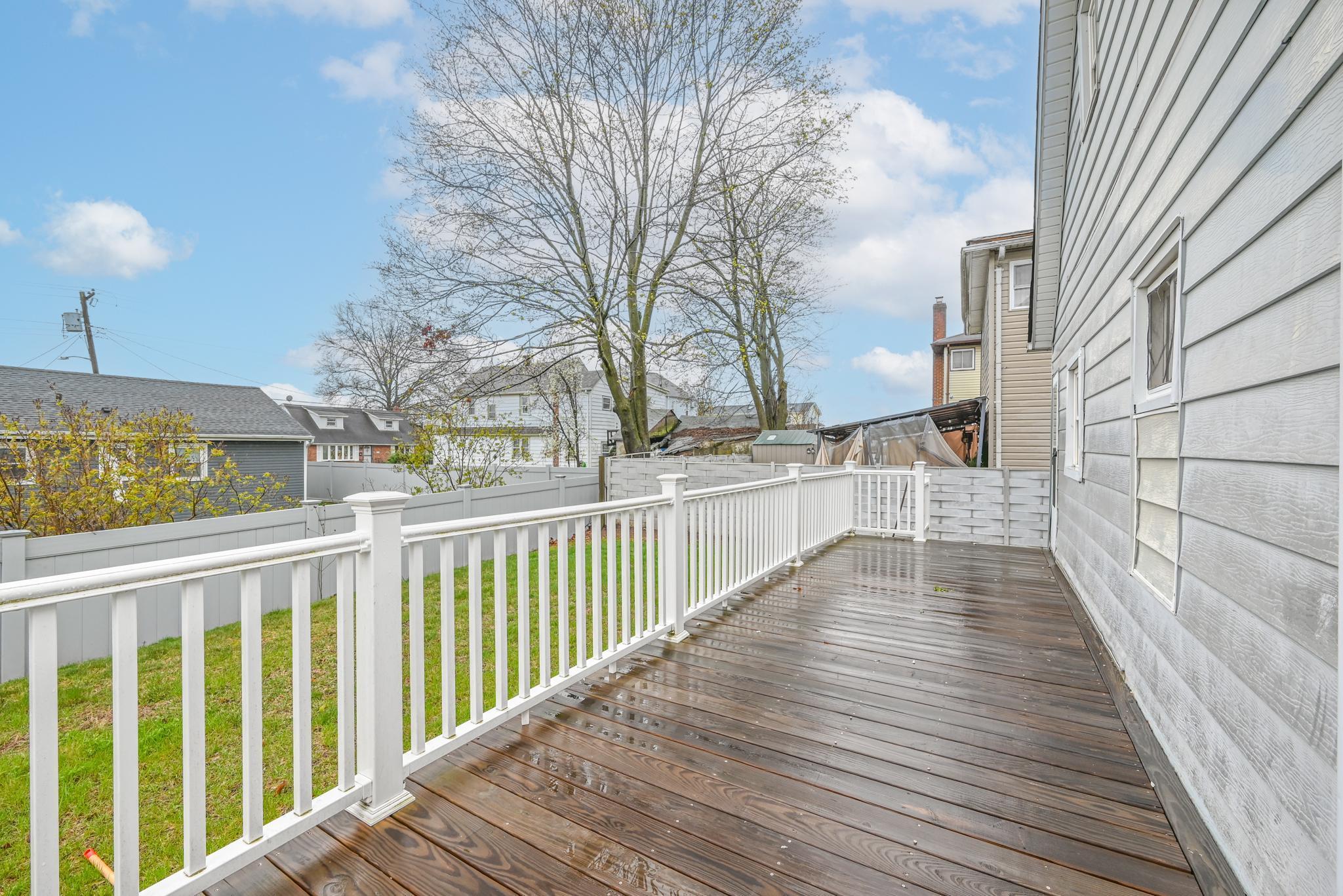 267 Roquette Avenue Property Photo 6