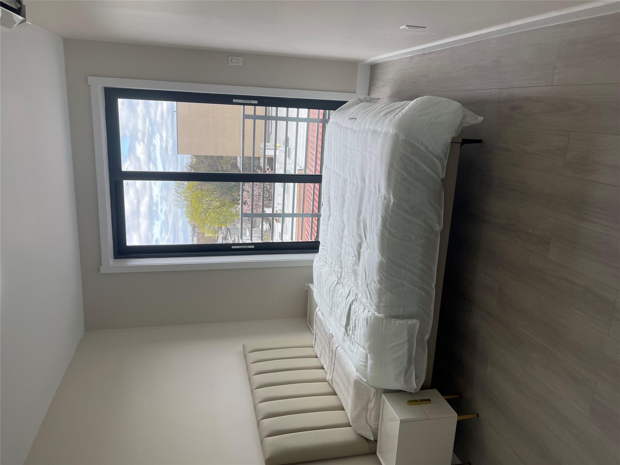 1546 Broadway Property Photo