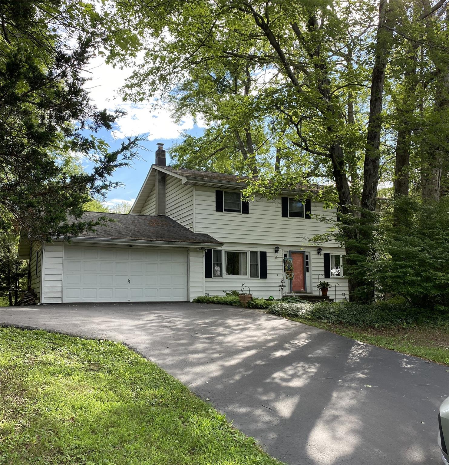 218 Roosevelt Rd Property Photo