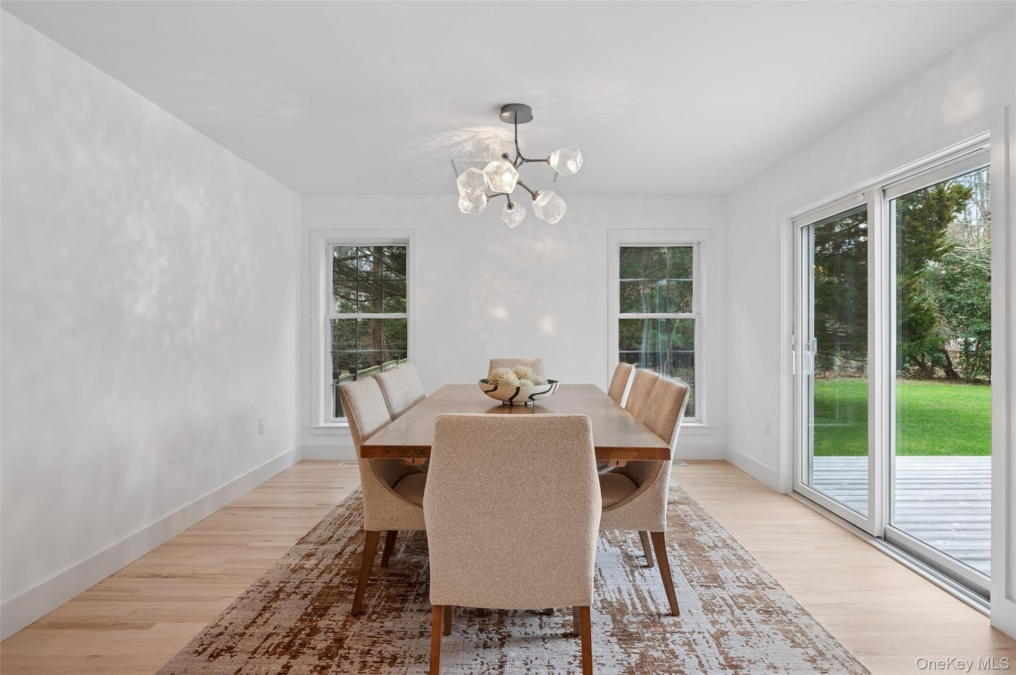 4056 Noyac Road Property Photo 7