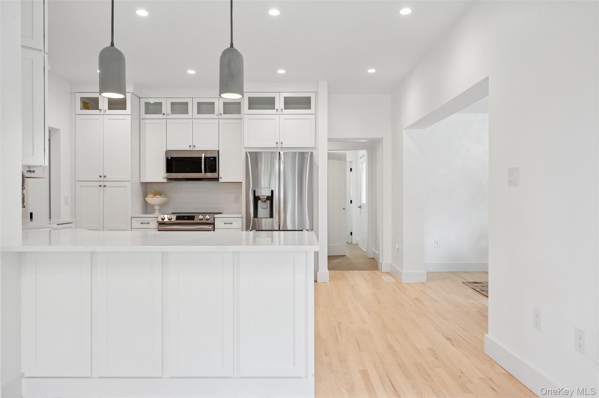 4056 Noyac Road Property Photo 10