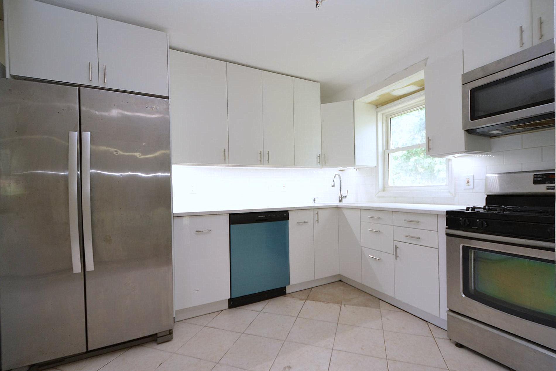 111 Maple Avenue Property Photo 5