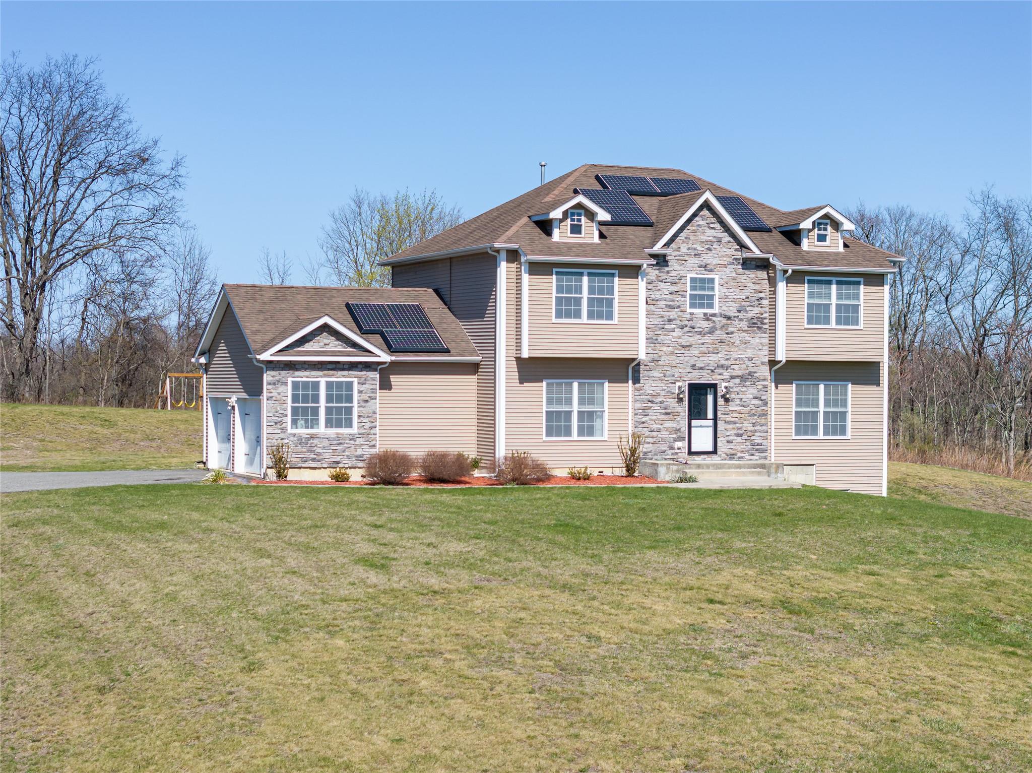 10 Howard Court Property Photo