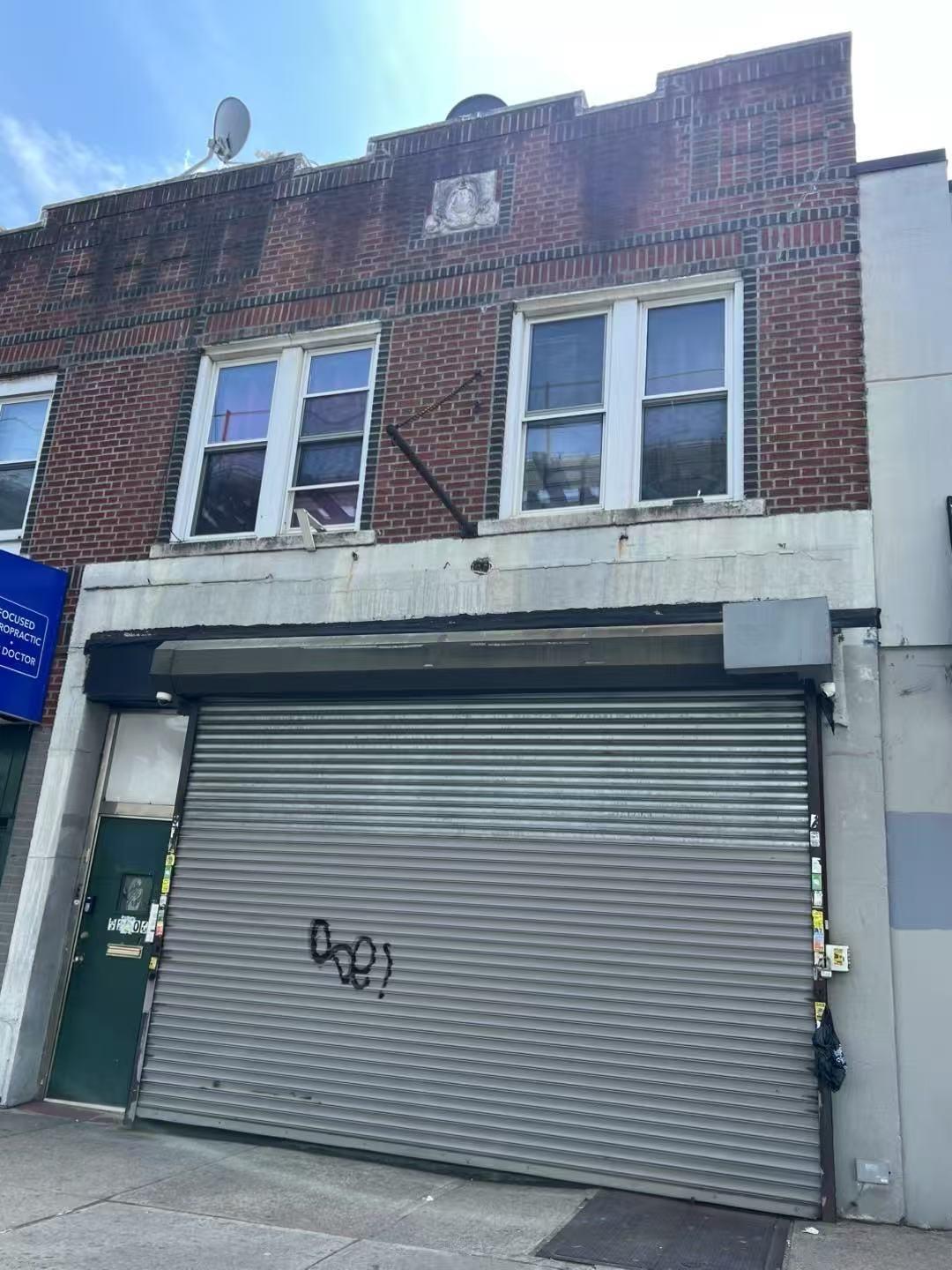 92-6 Liberty Ave Property Photo