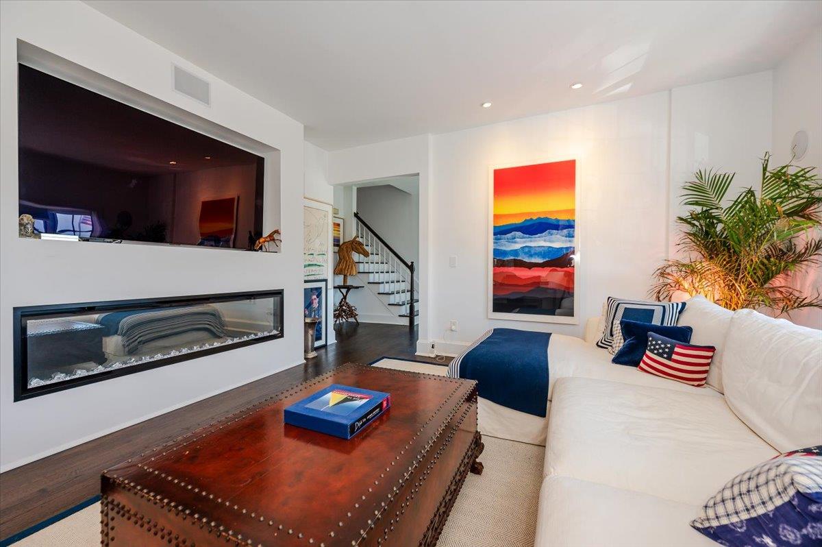 200 Bermuda Street 6 Property Photo 5