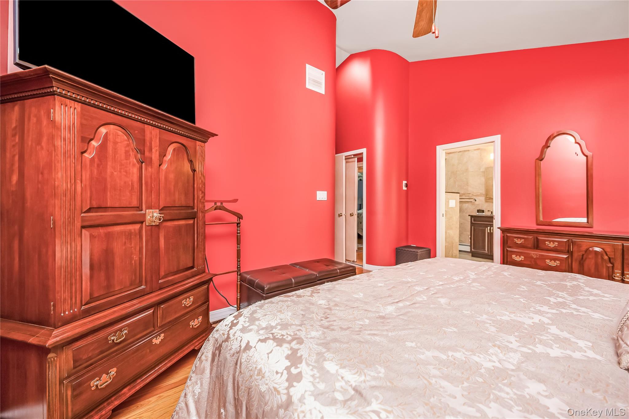 353 Thrift Street Property Photo 17