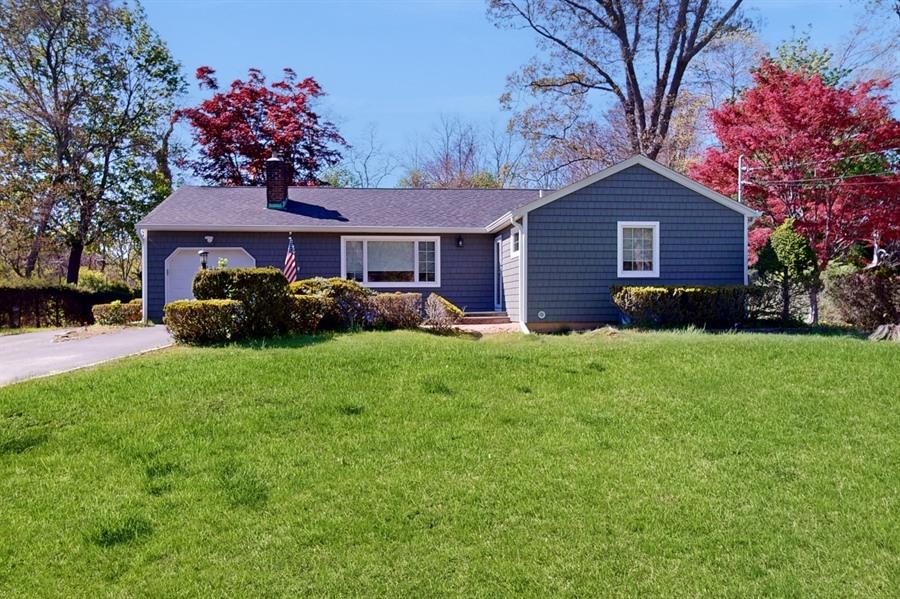 89 Christian Avenue Property Photo