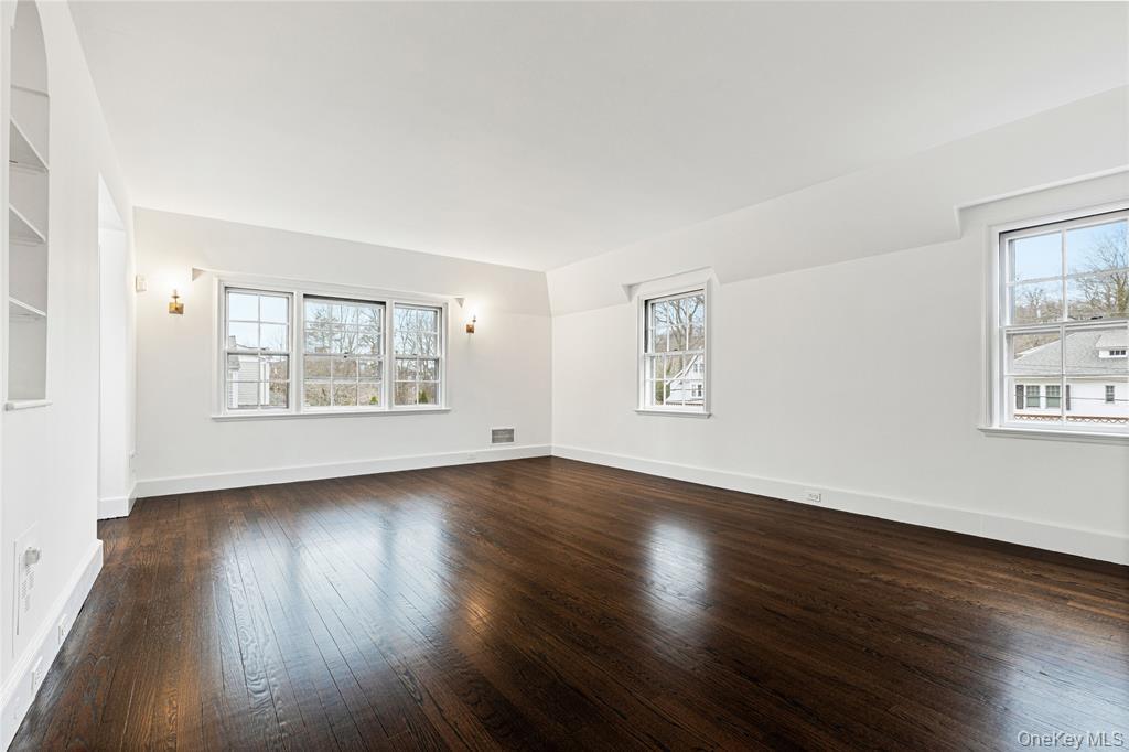 6 Fox Meadow Road Property Photo 11