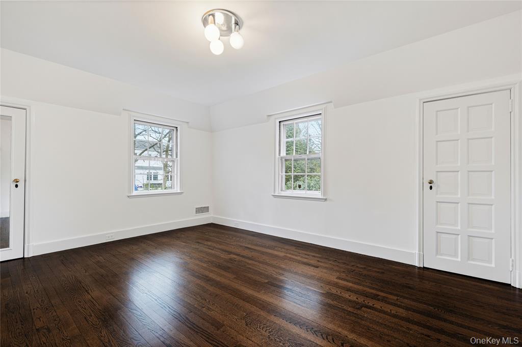 6 Fox Meadow Road Property Photo 15