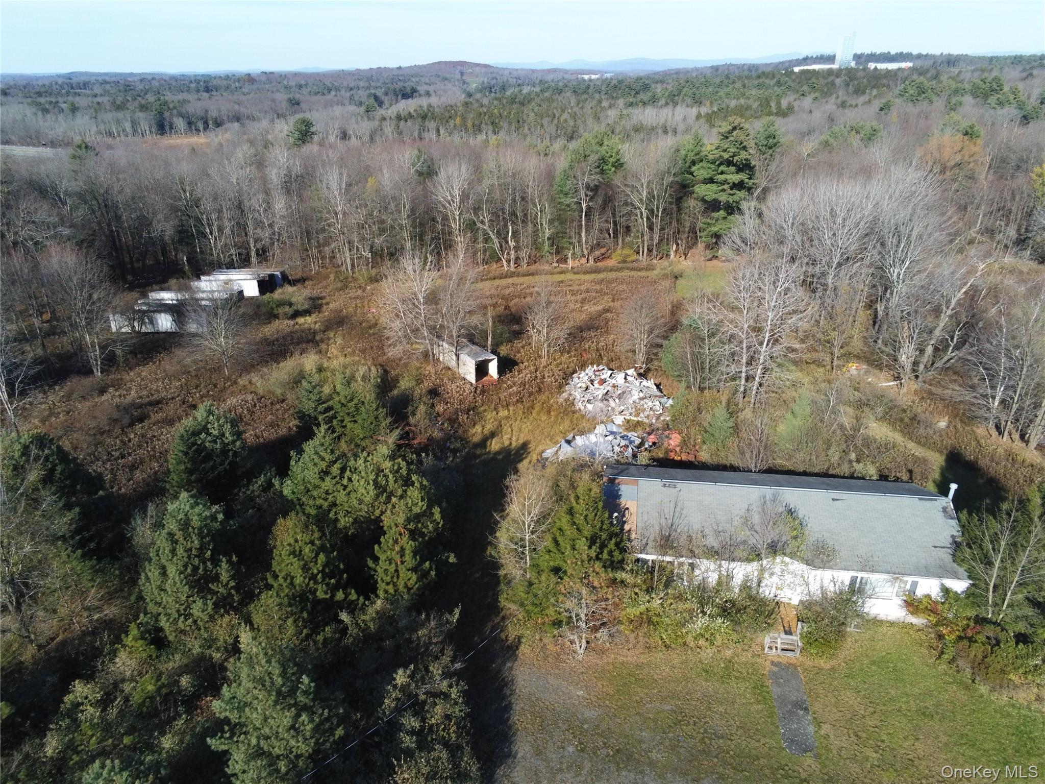128 E Broadway Property Photo 4