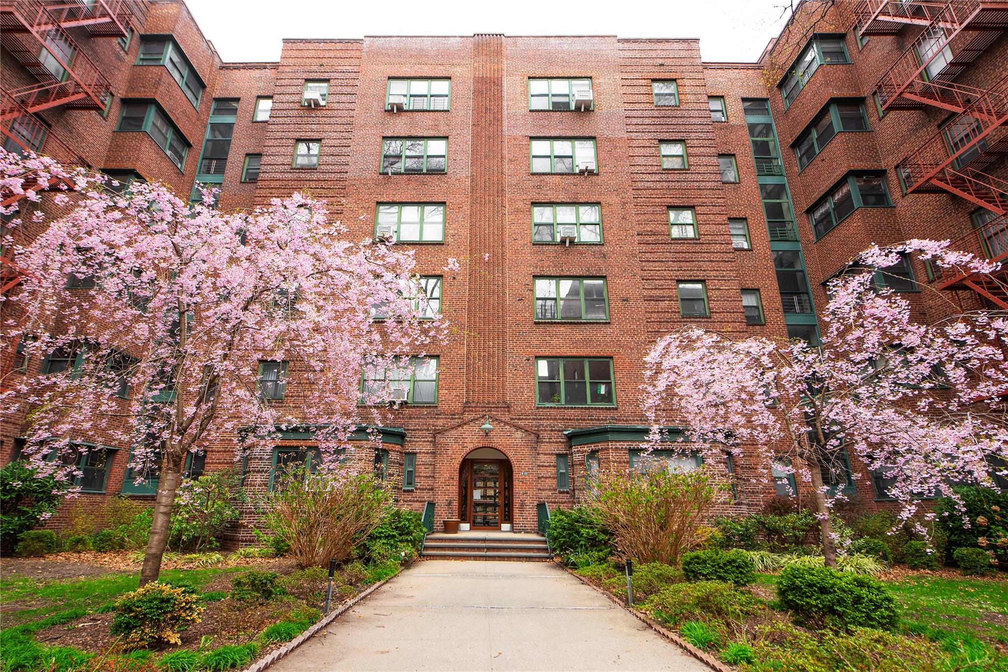 Bard High Sch Early College Quee Real Estate Listings Main Image