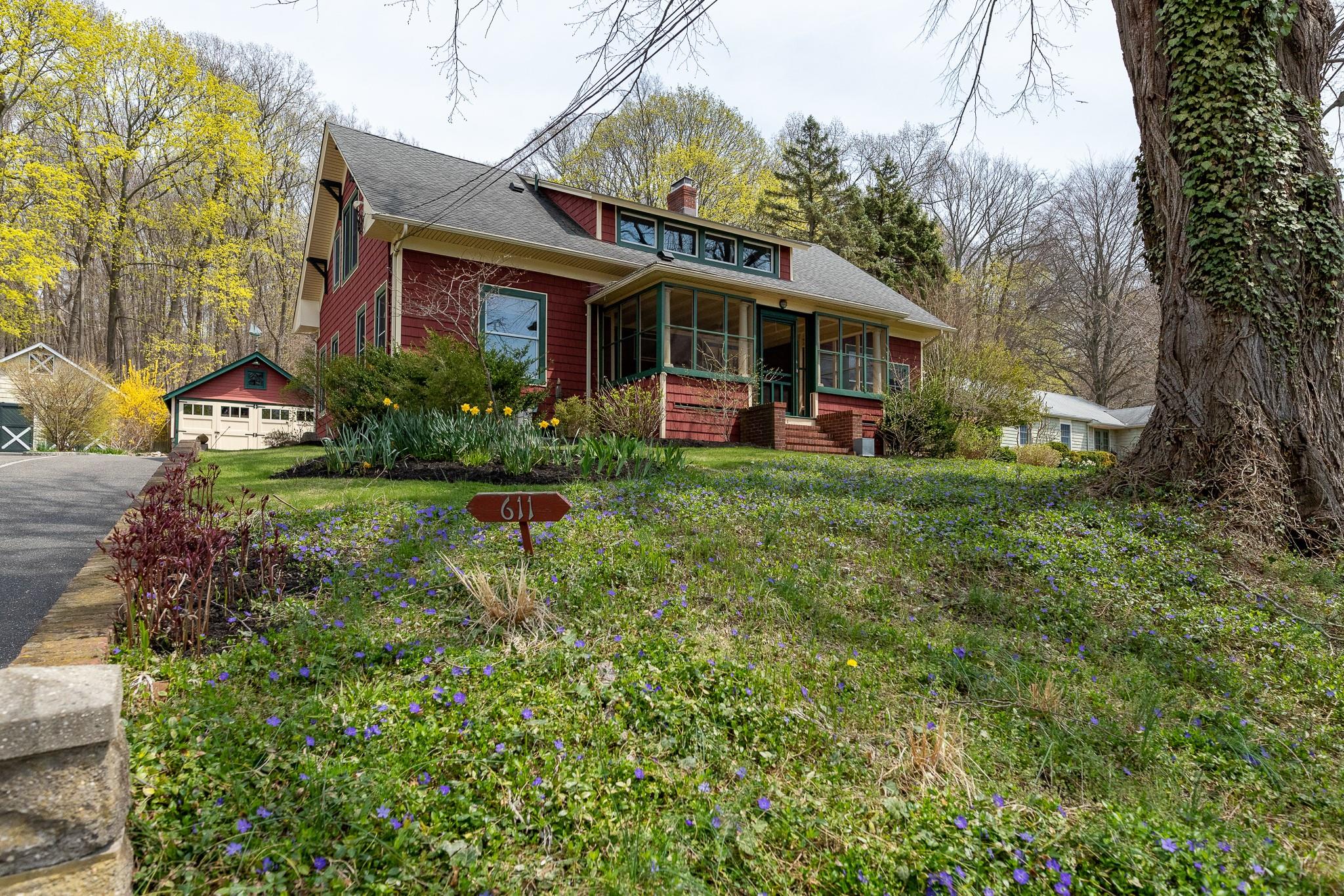 611 High Street Property Photo