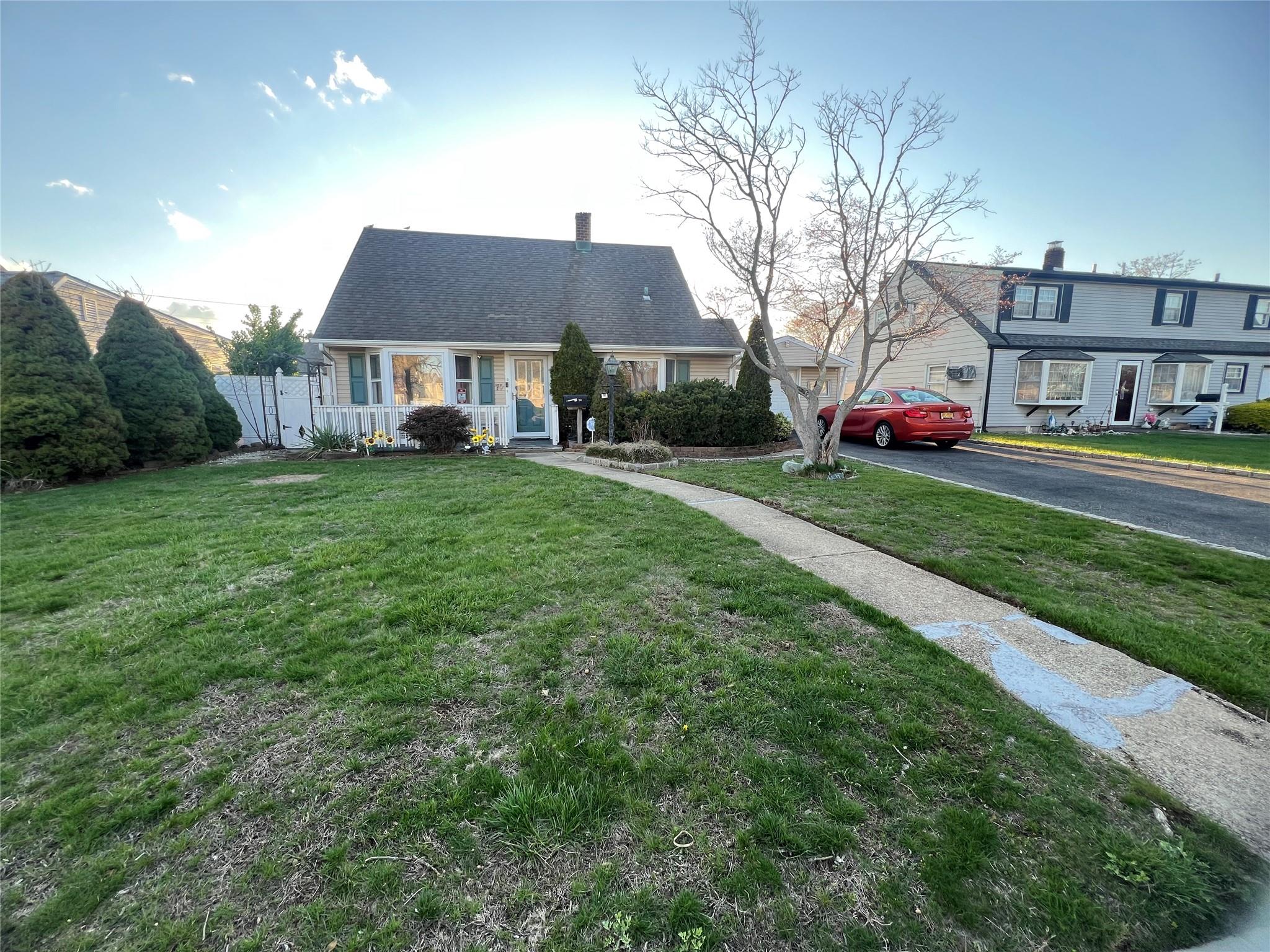 70 Ridge Ln Property Photo