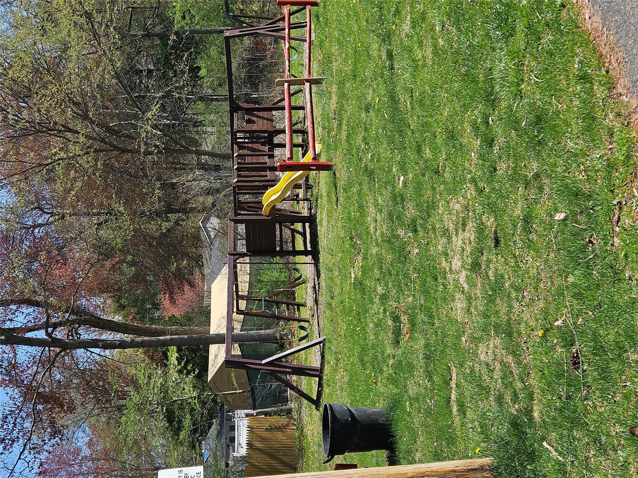 40 Floradan Road Property Photo 2