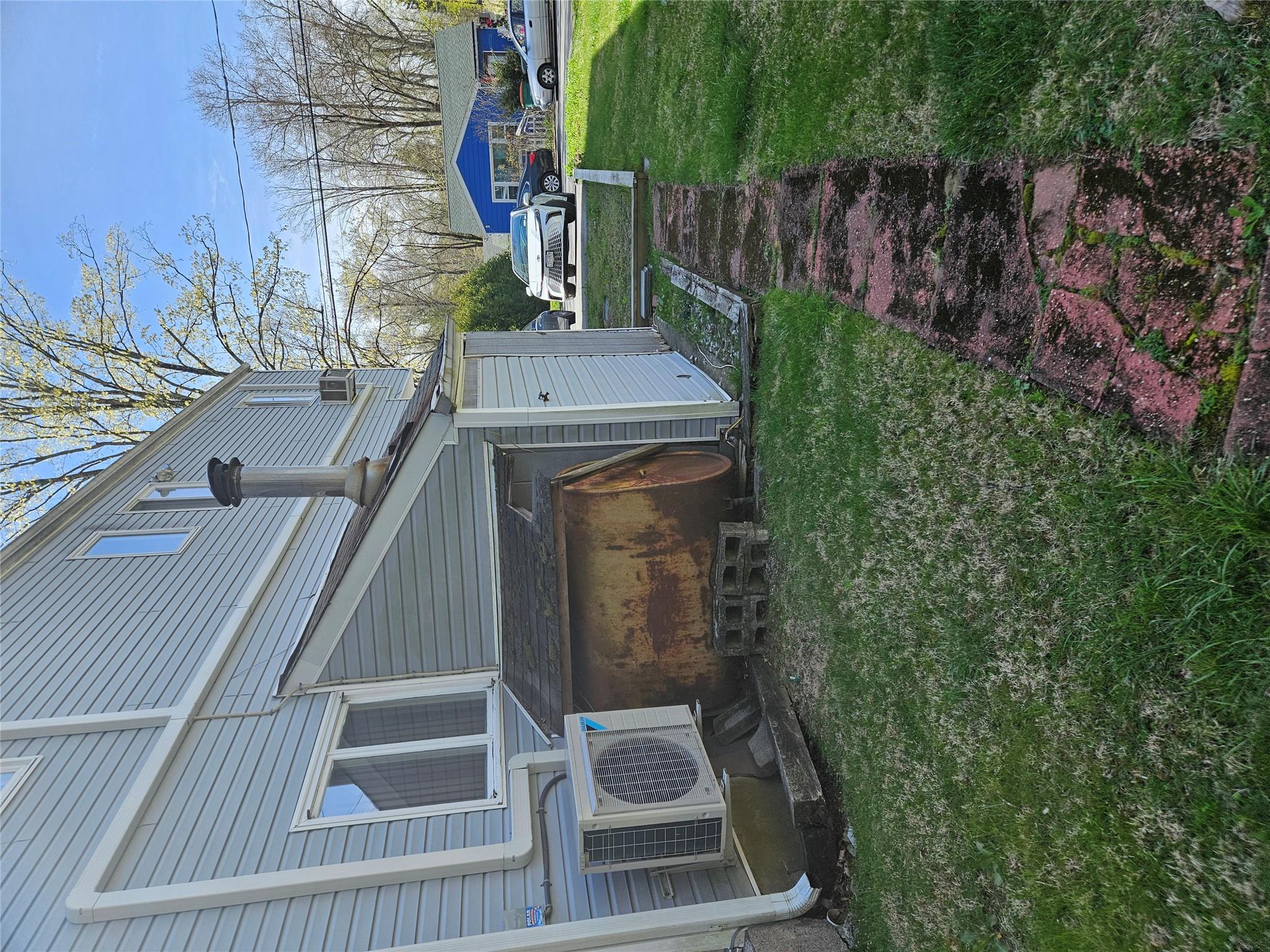 40 Floradan Road Property Photo 4