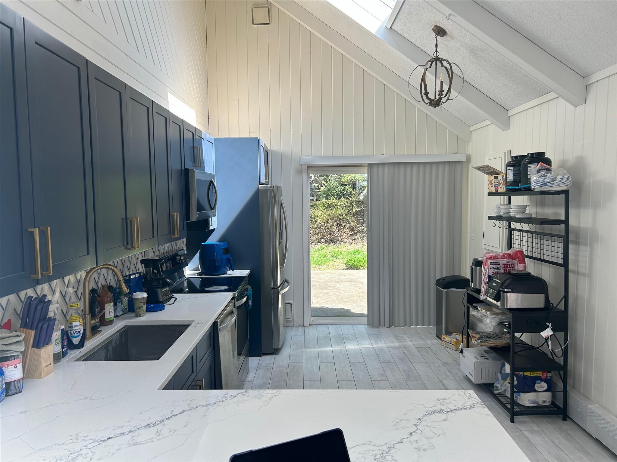 40 Floradan Road Property Photo 11