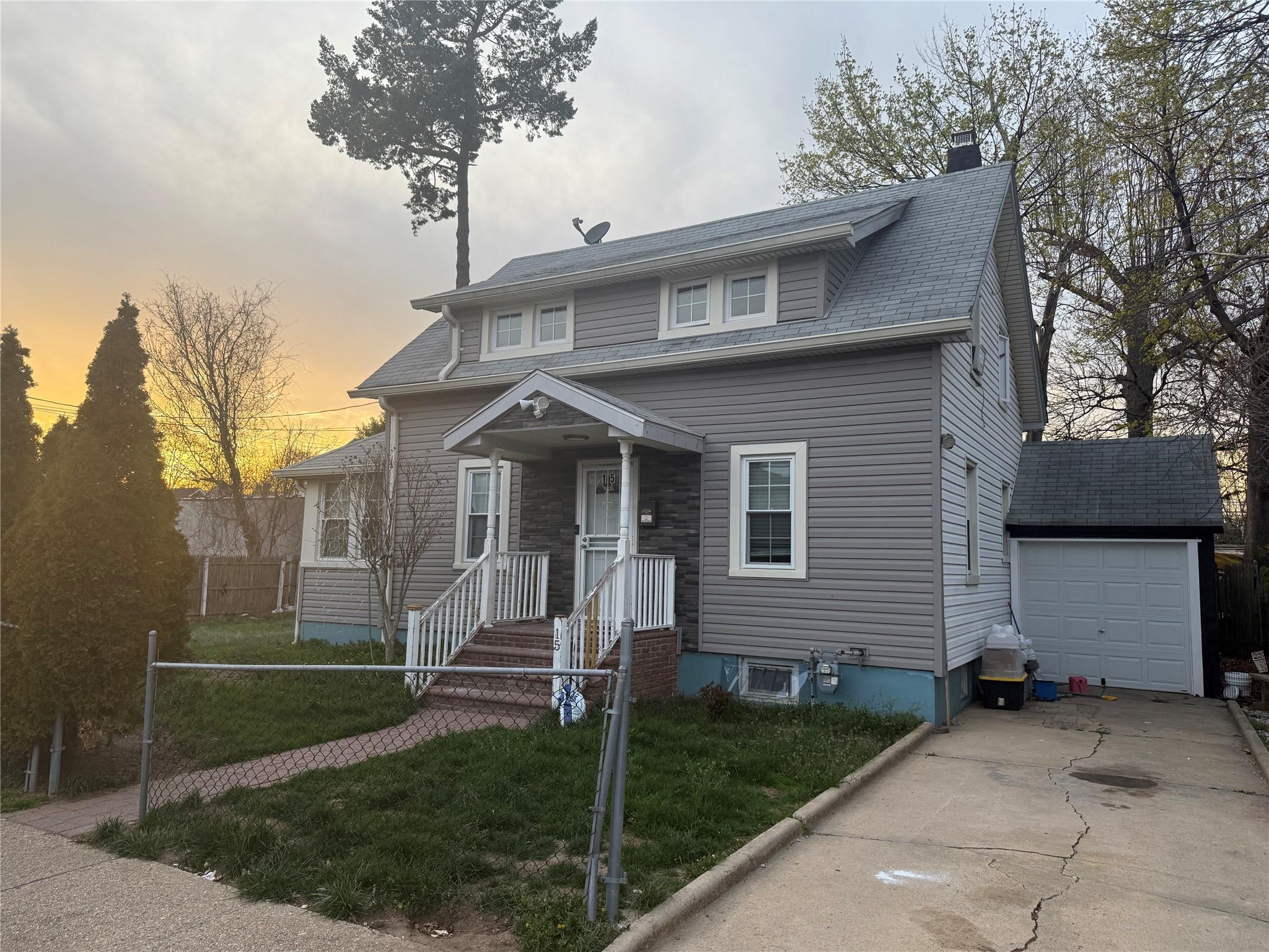15 Elizabeth Avenue Property Photo
