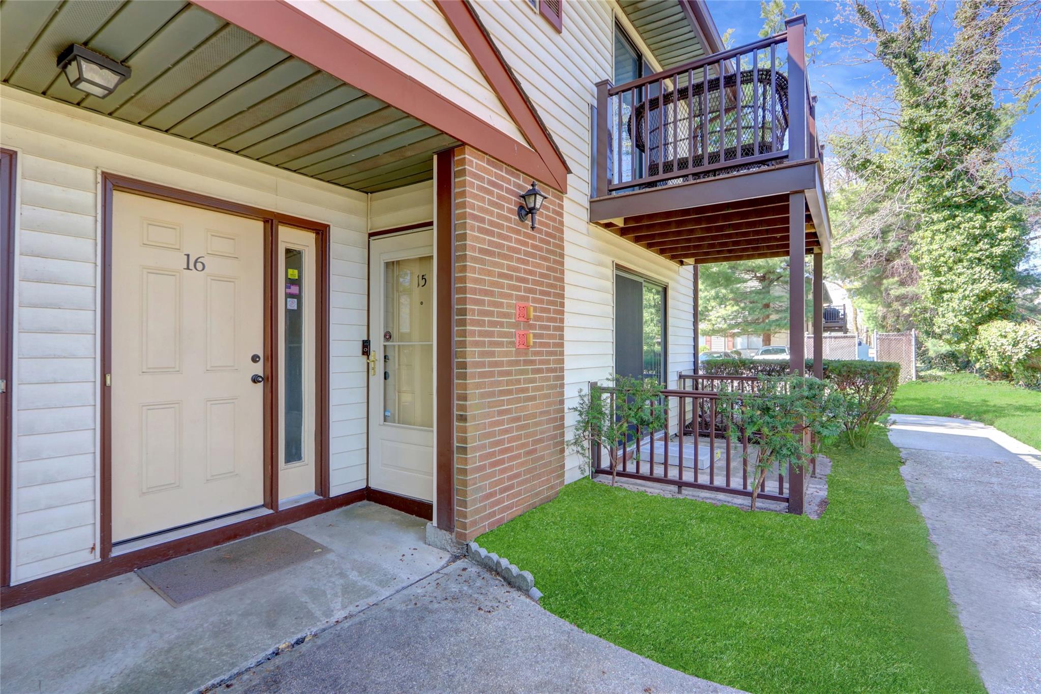 615 Broadway Property Photo
