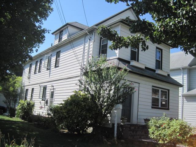 182 Lowell Avenue Property Photo