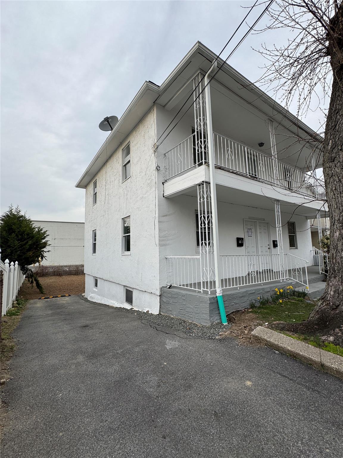 70 Dobbs Ferry Road Property Photo