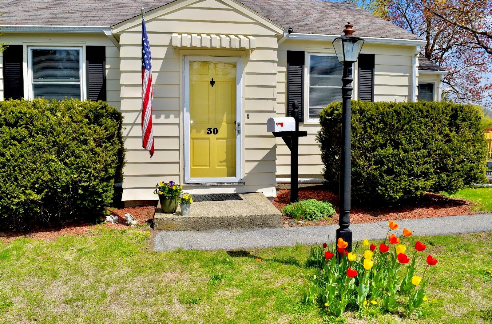 30 Laurel Avenue Property Photo 5