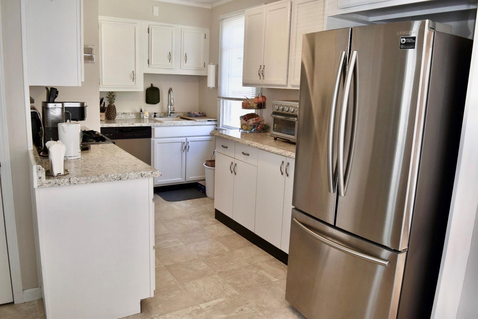 30 Laurel Avenue Property Photo 9