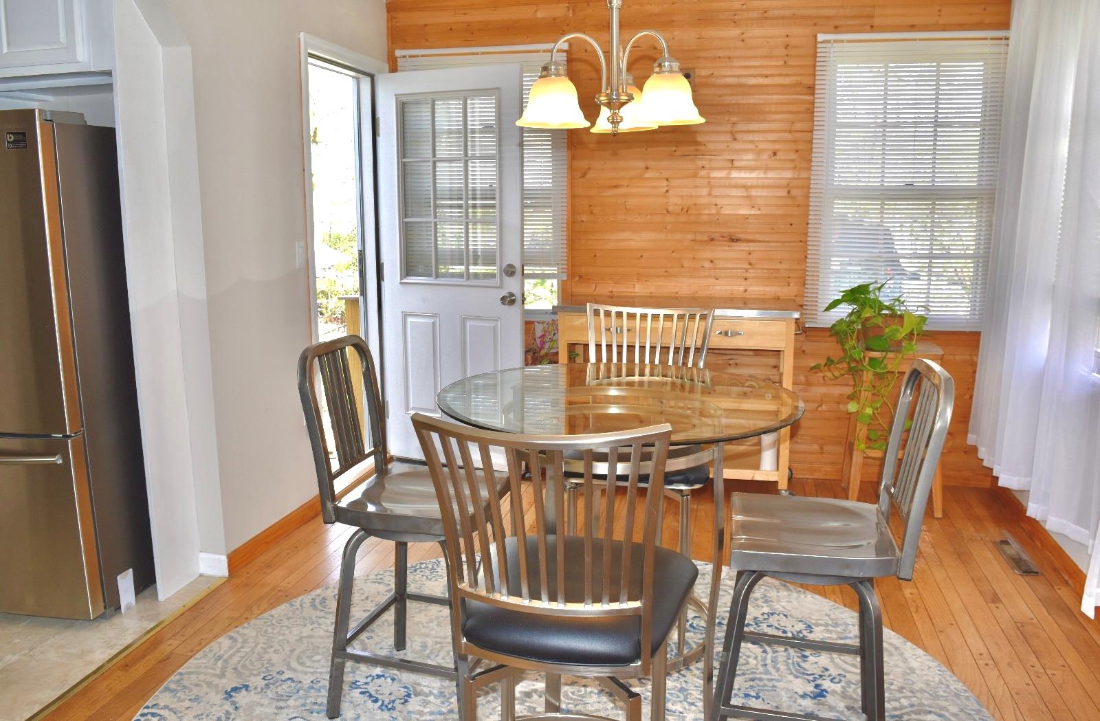 30 Laurel Avenue Property Photo 13