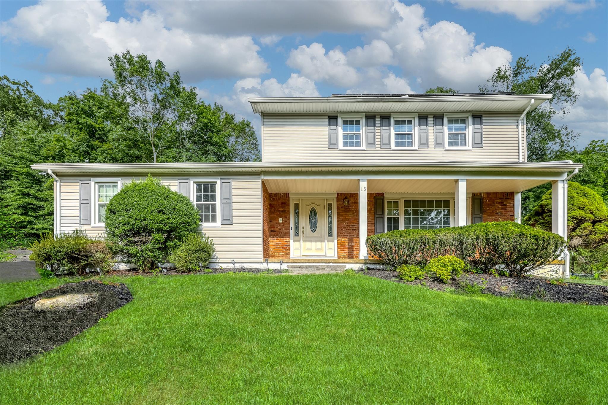 15 Strathmore Drive Property Photo 1