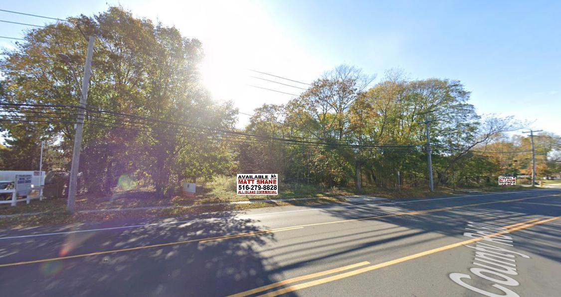 Moriches Real Estate Listings Main Image