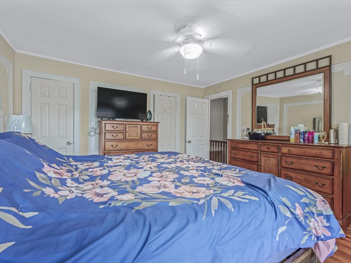 17209 Sayres Avenue 000000000000000000 Property Photo 12