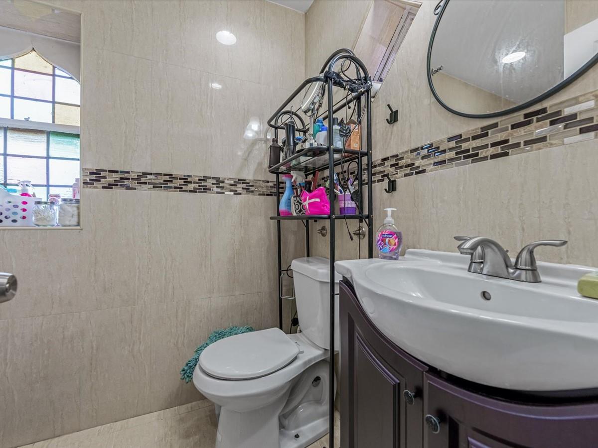 17209 Sayres Avenue 000000000000000000 Property Photo 17