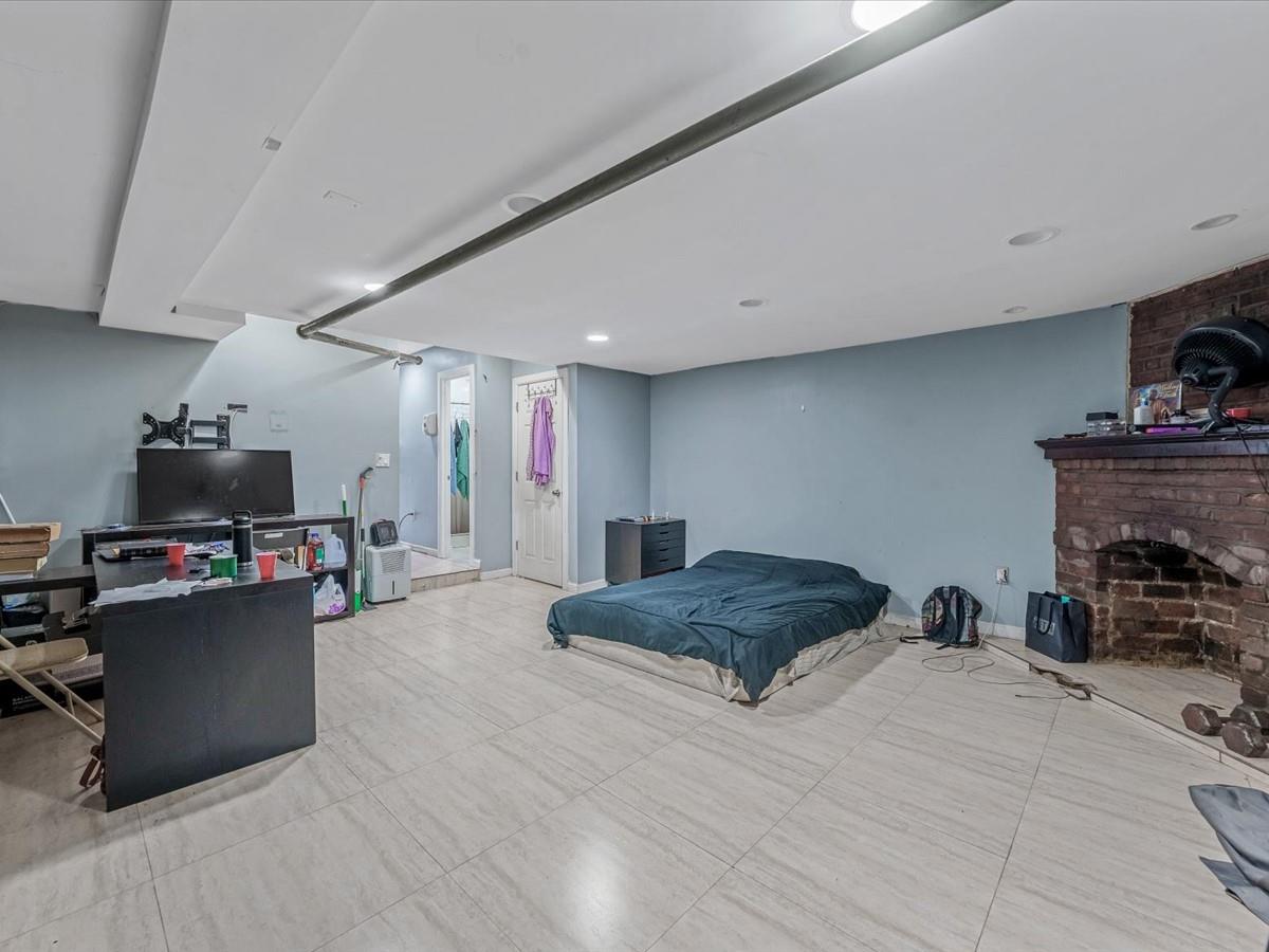 17209 Sayres Avenue 000000000000000000 Property Photo 18