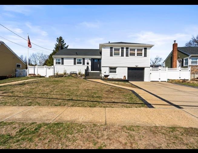 66 Herbert Avenue Property Photo