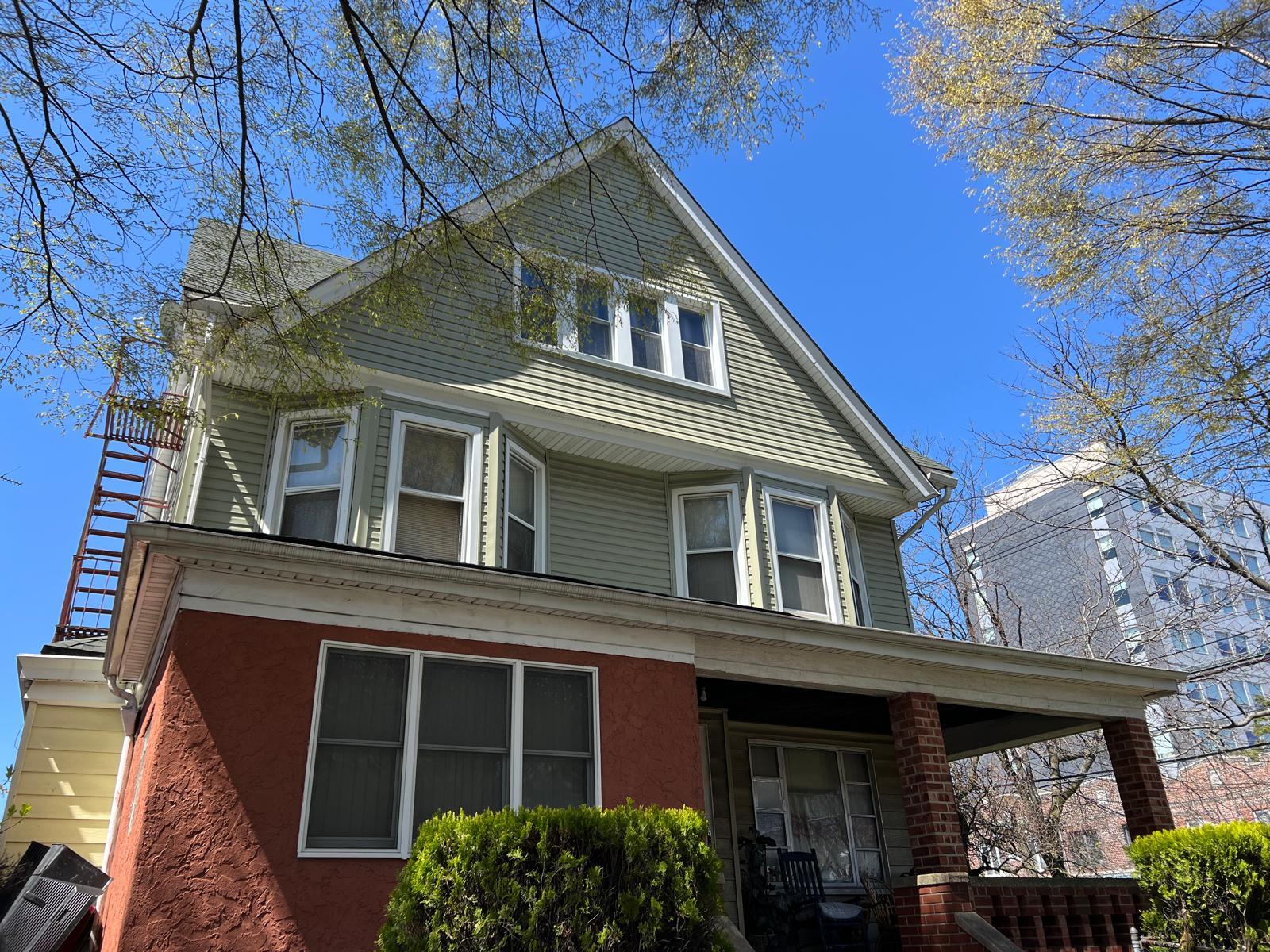 1006 E 31st Street Property Photo 4