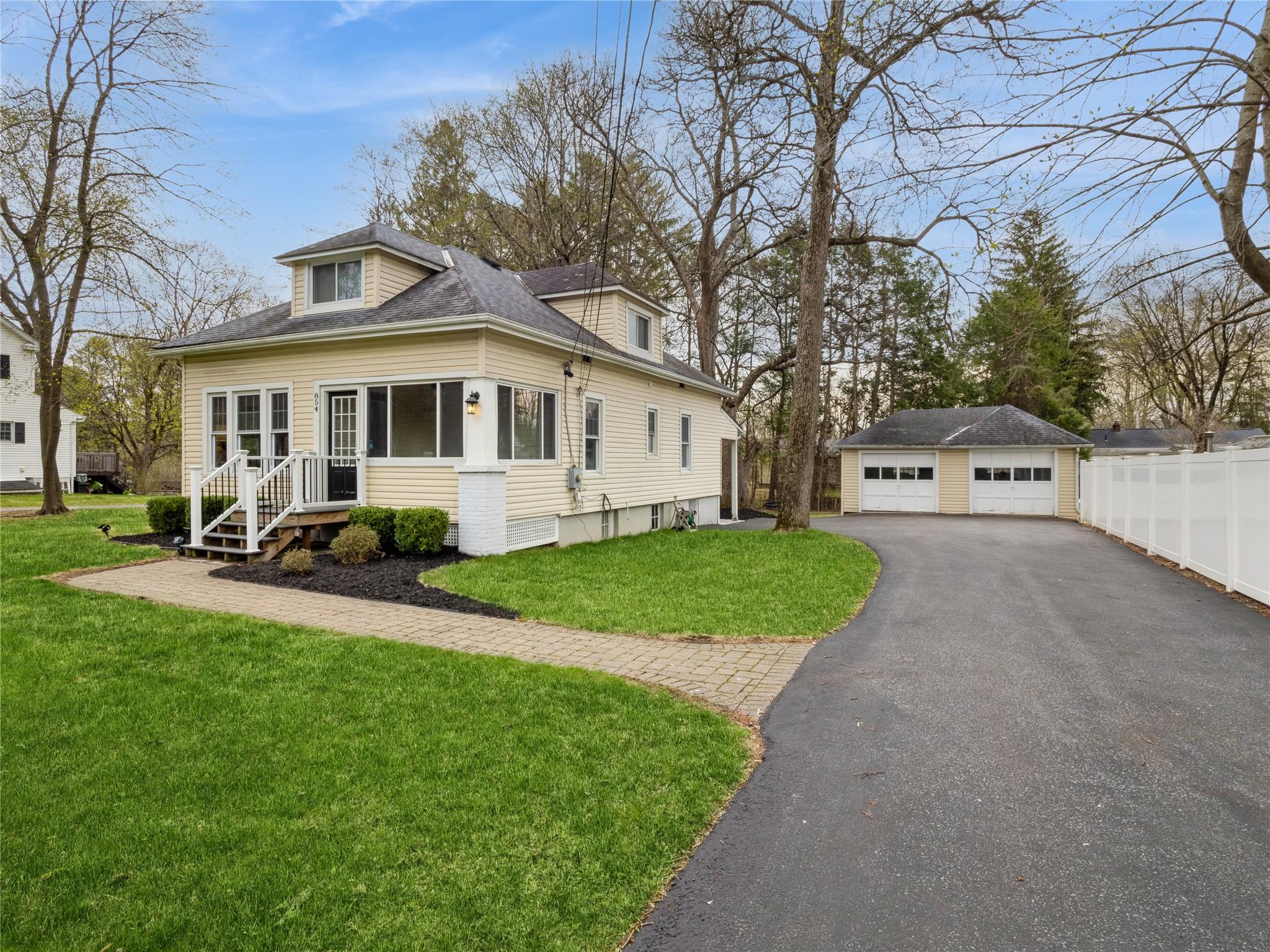 854 Dutchess Tpke Property Photo